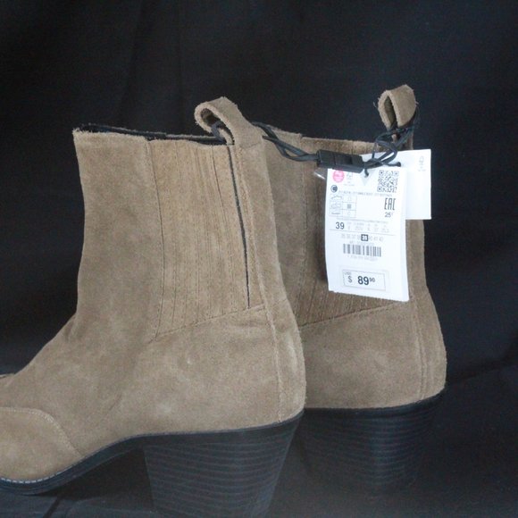 NEW ZARA CAMEL SUEDE WESTERN STYLE COWBOY ANKLE BOOTS SZ 39 - Picture 3 of 6